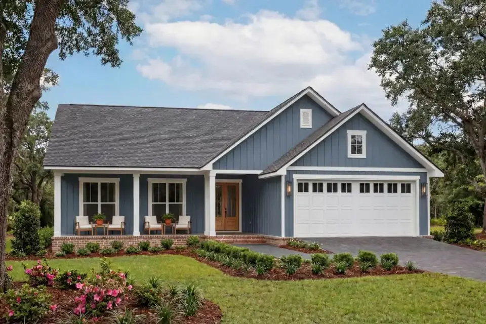 Exterior color variation with darker trim package