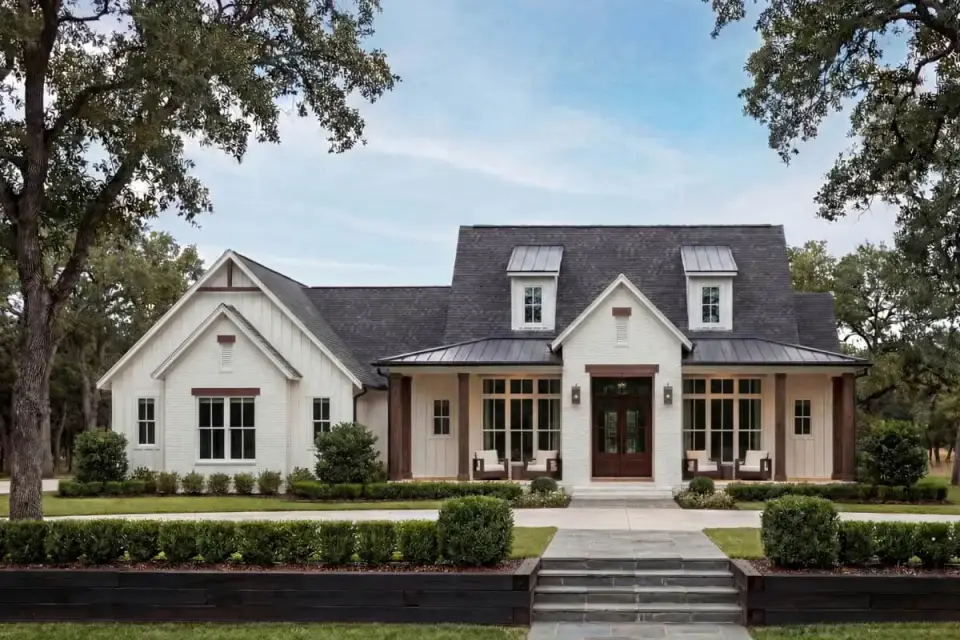 Plan 52035HZ front porch with substantial columns